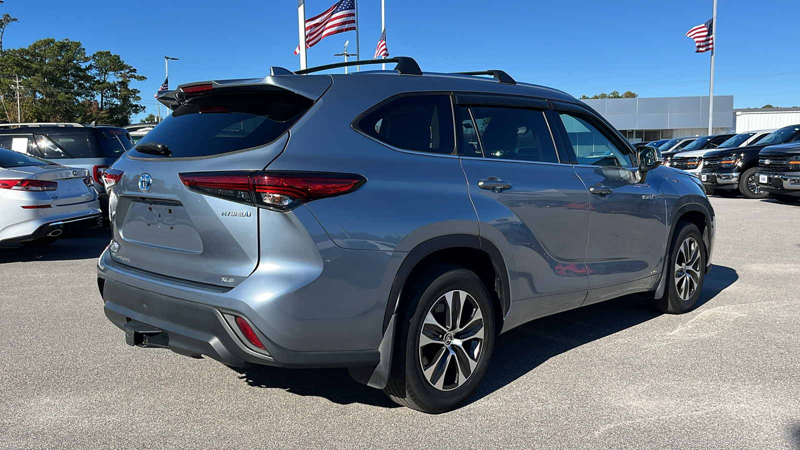 2021 Toyota Highlander Hybrid XLE 27