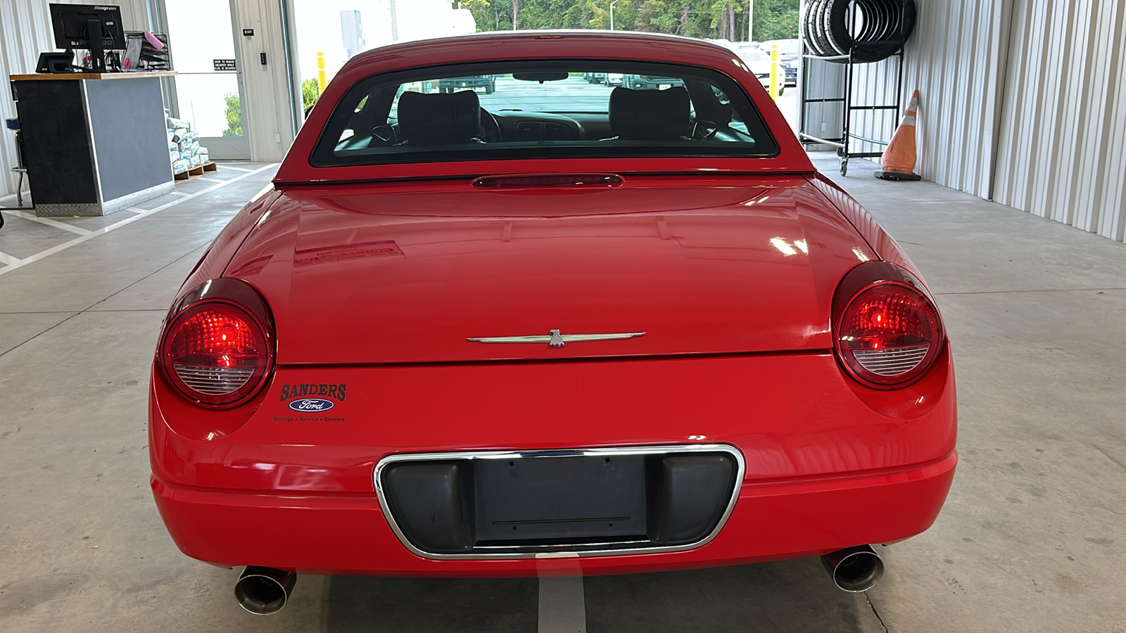 2003 Ford Thunderbird  21