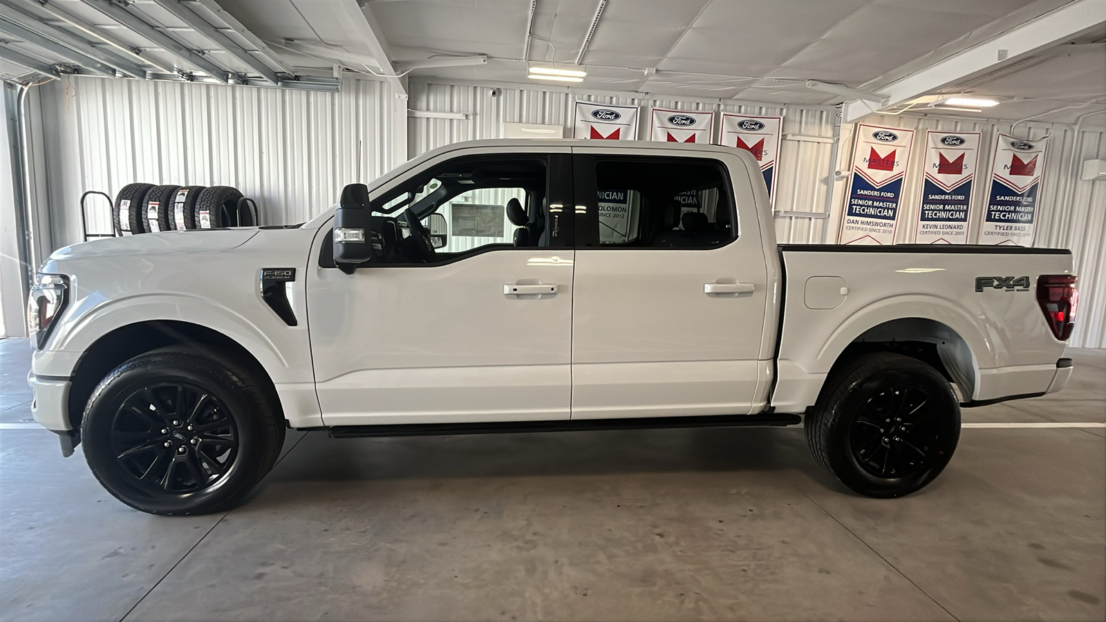 2024 Ford F-150 Platinum 4