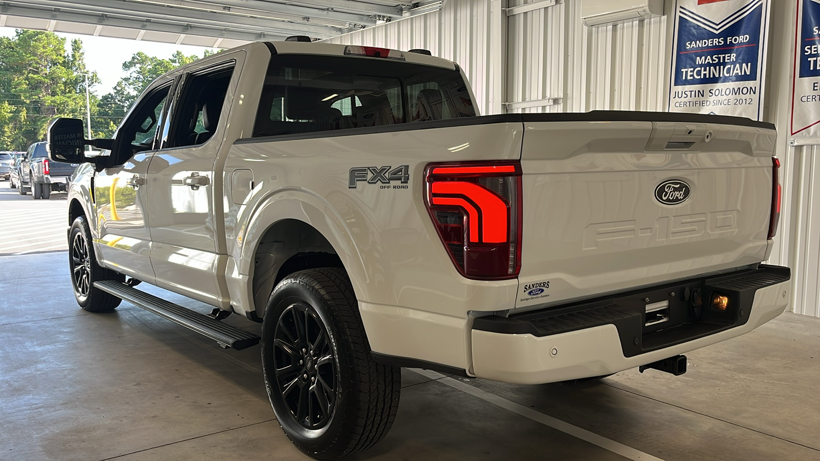 2024 Ford F-150 Platinum 26