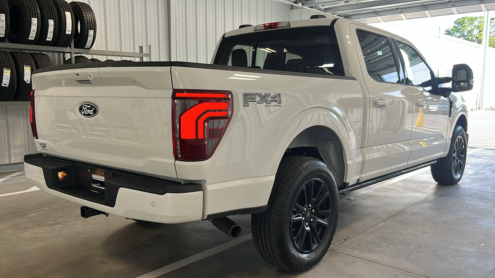 2024 Ford F-150 Platinum 28