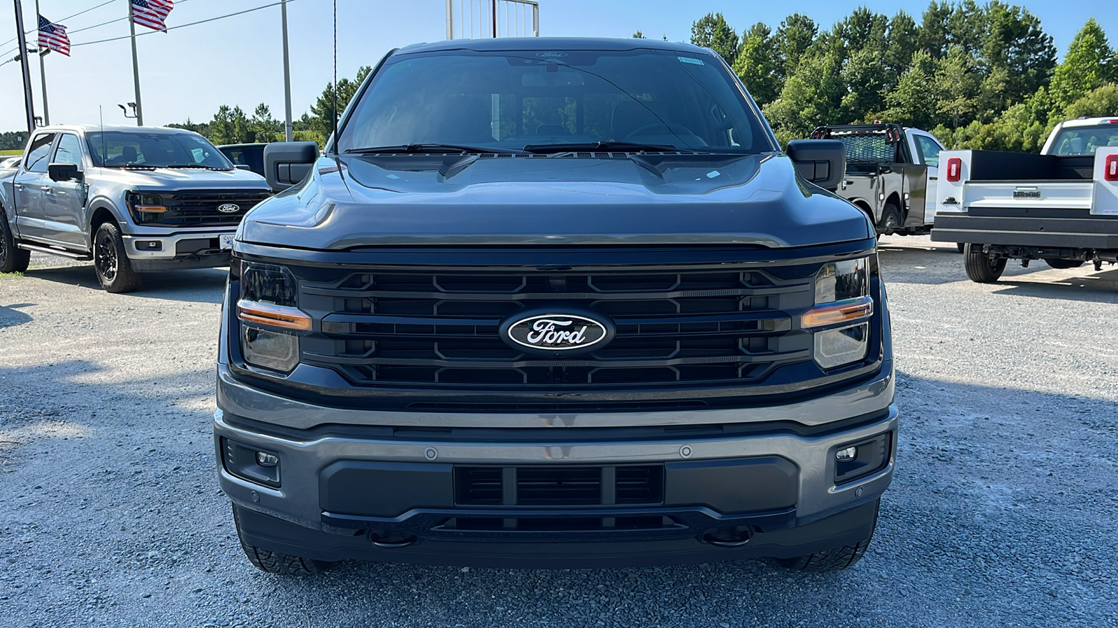 2024 Ford F-150 XLT 2