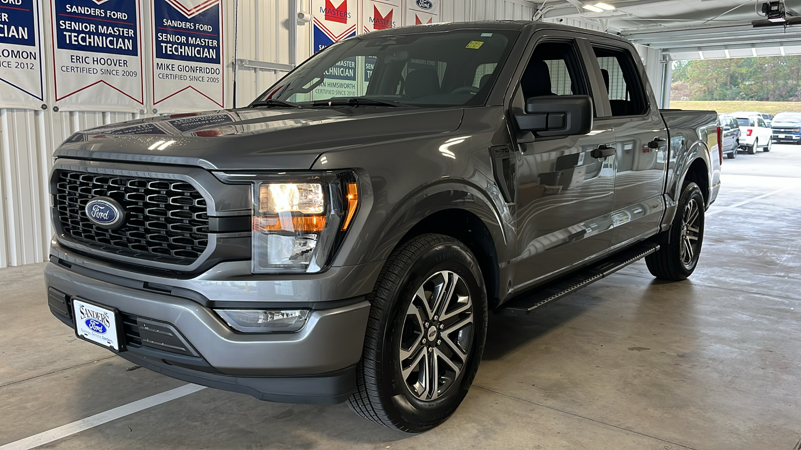 2023 Ford F-150 XL 3