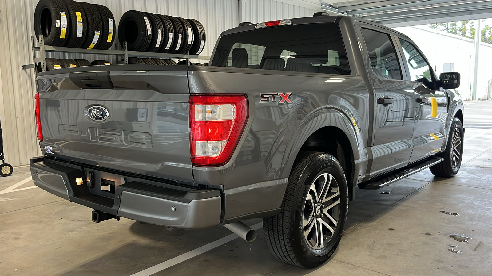 2023 Ford F-150 XL 24