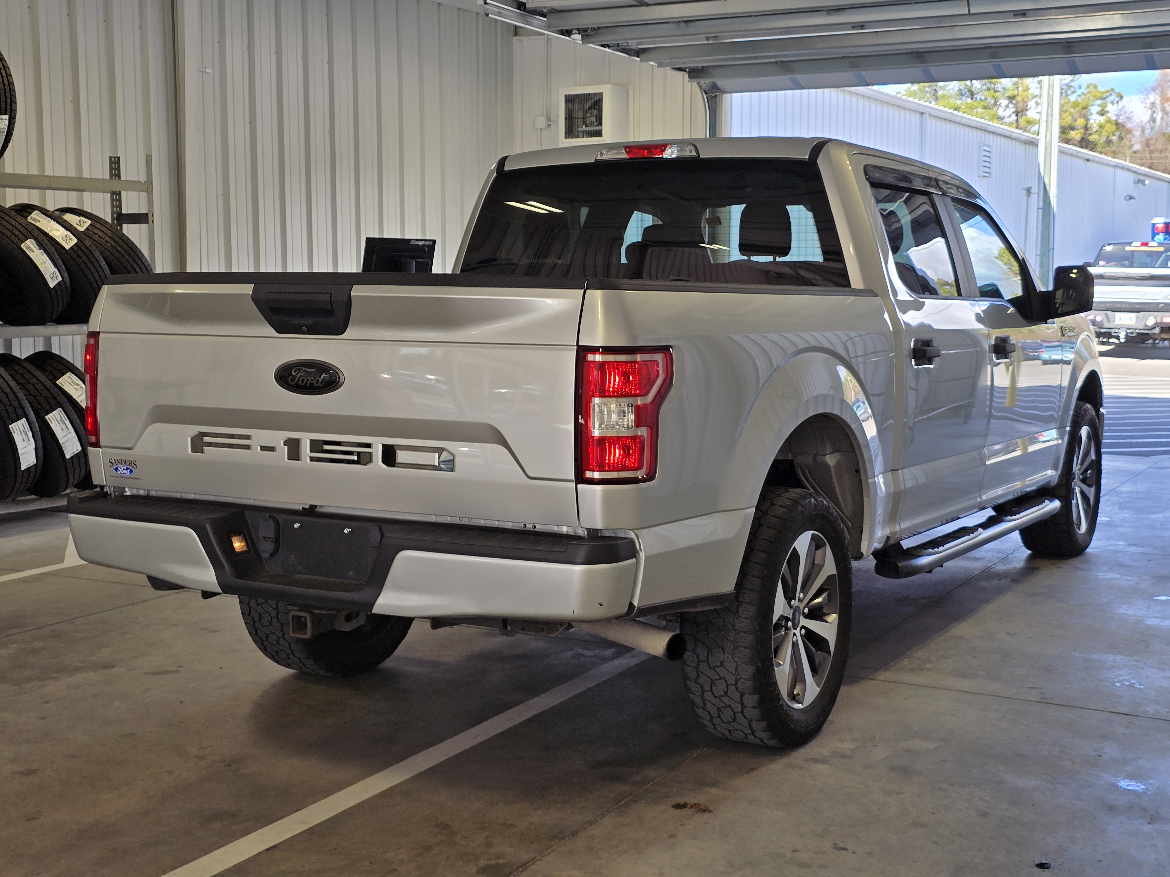 2019 Ford F-150  7