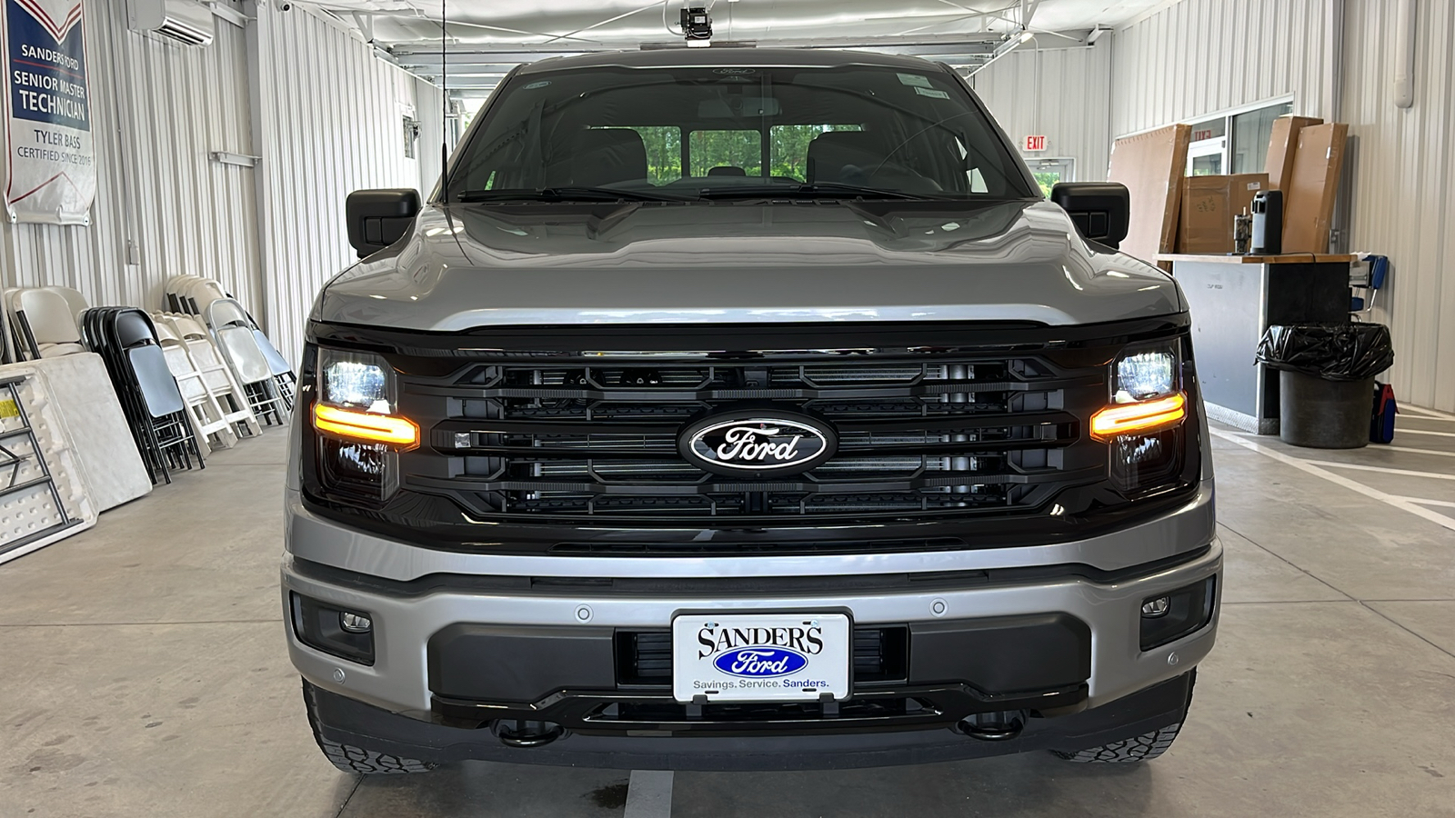 2024 Ford F-150 XLT 2