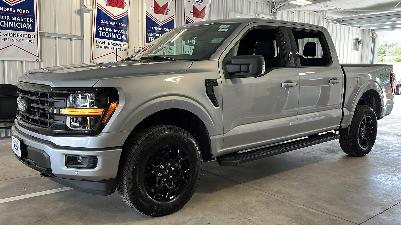 2024 Ford F-150 XLT 3