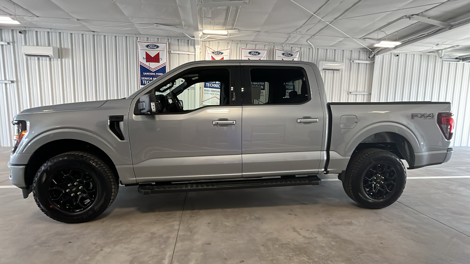 2024 Ford F-150 XLT 4