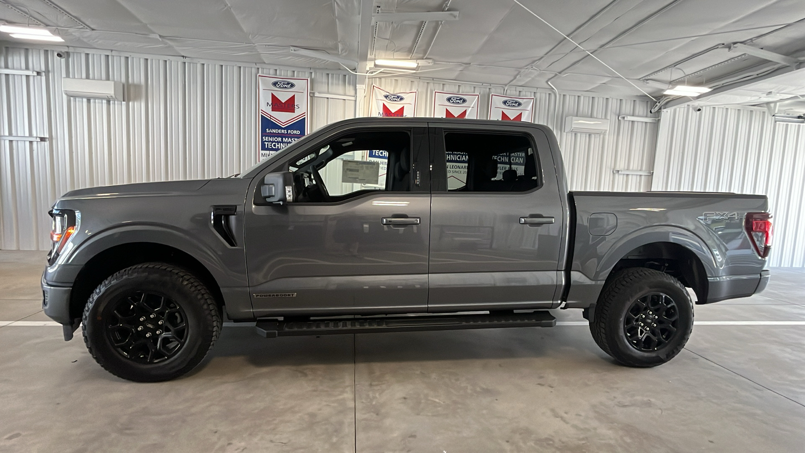 2024 Ford F-150 XLT 4