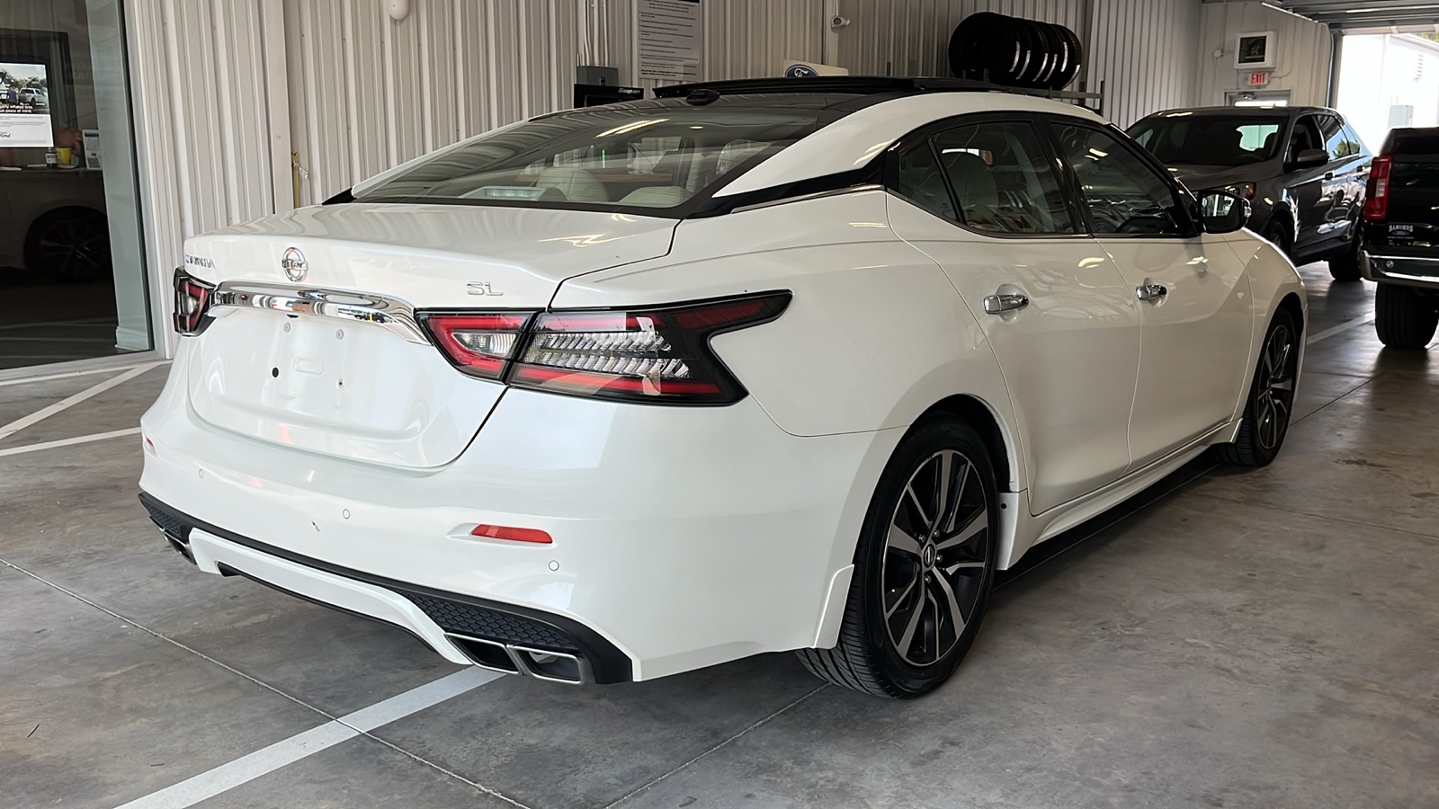 2019 Nissan Maxima SL 27