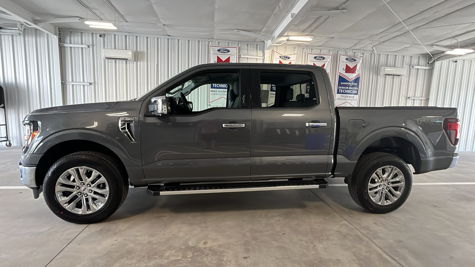 2024 Ford F-150 XLT 4