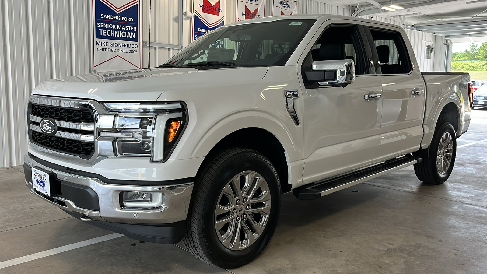 2024 Ford F-150 LARIAT 3