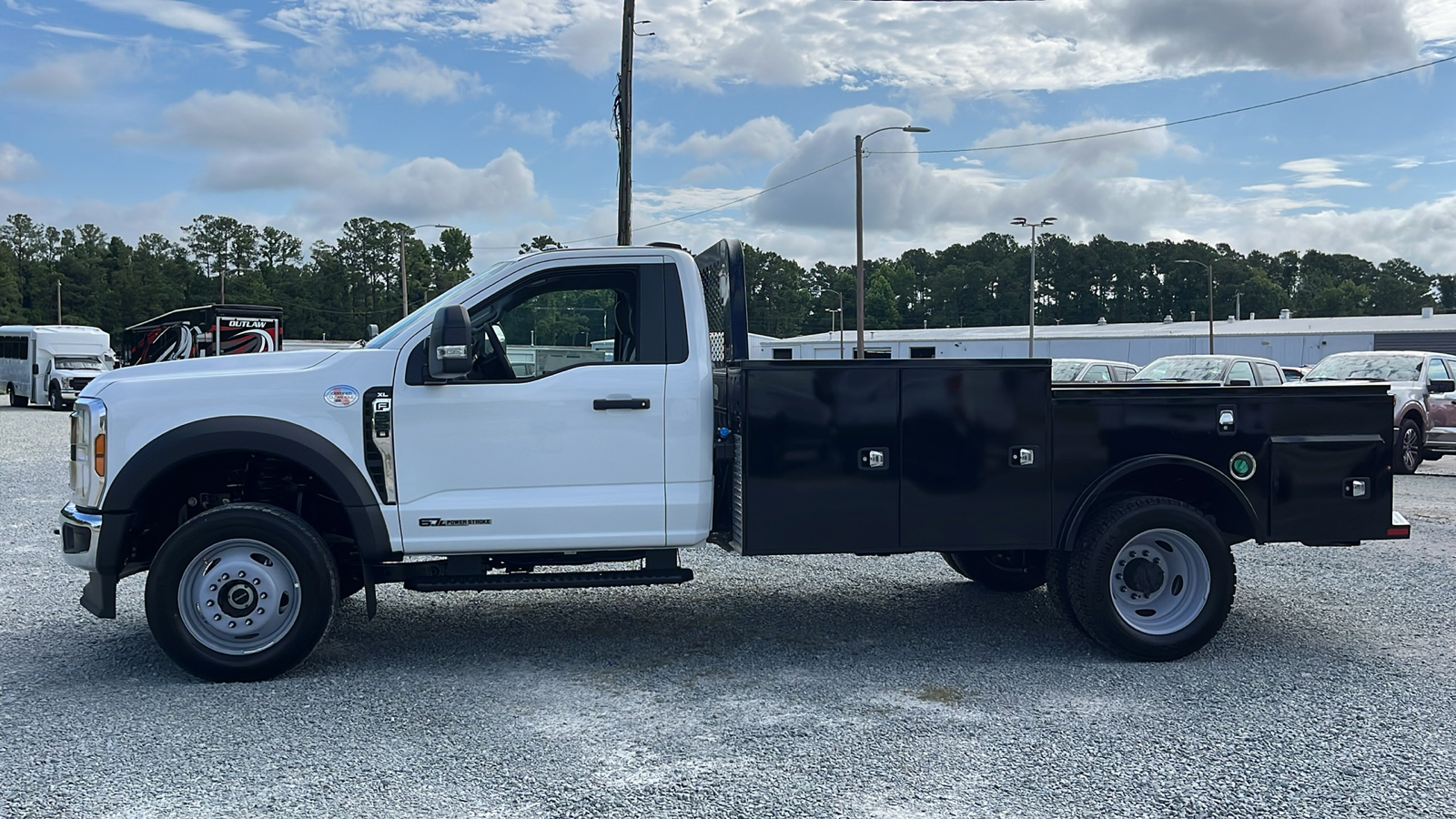 2024 Ford Super Duty F-550 DRW XL 4