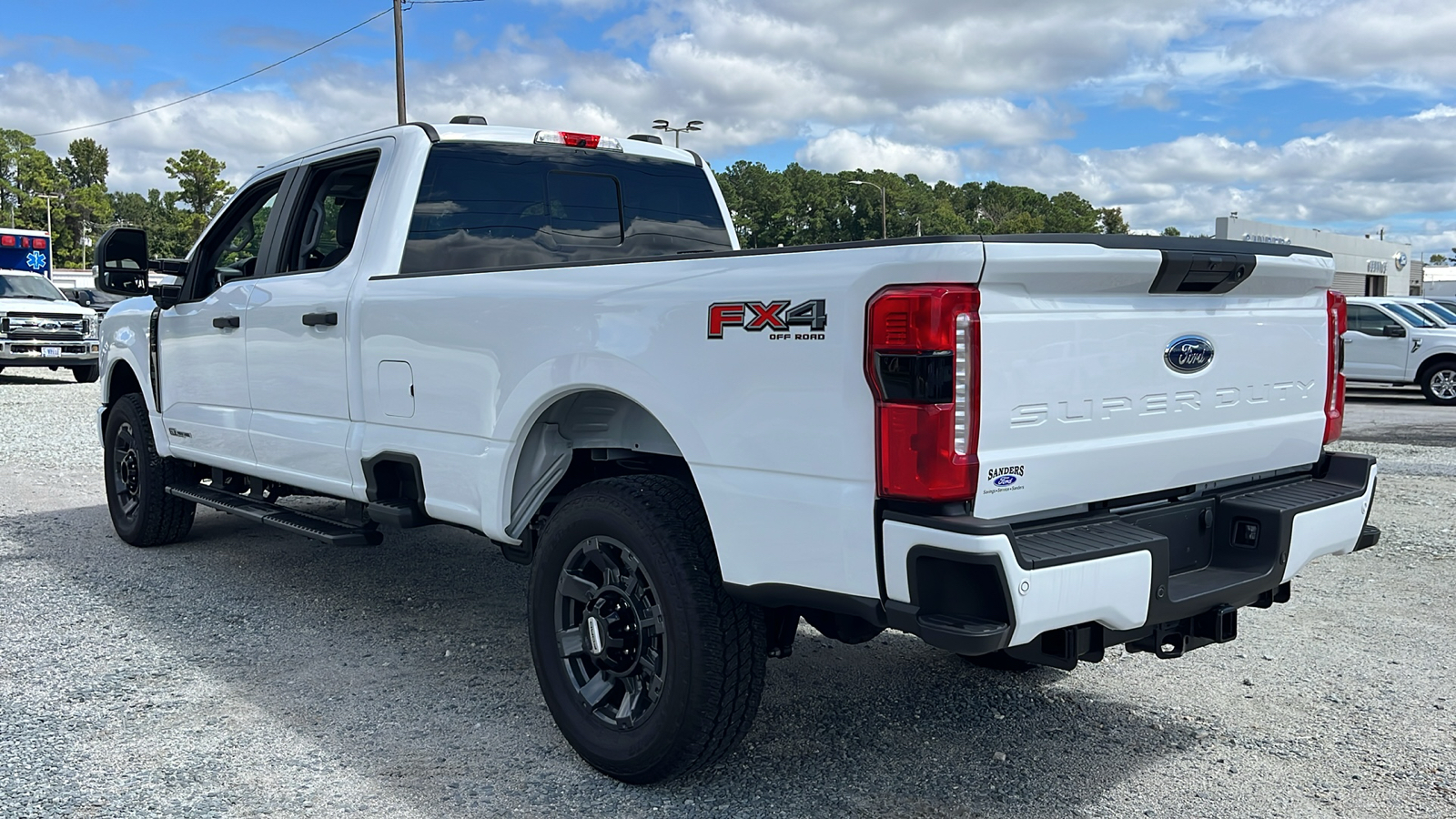 2024 Ford Super Duty F-350 SRW XL 24