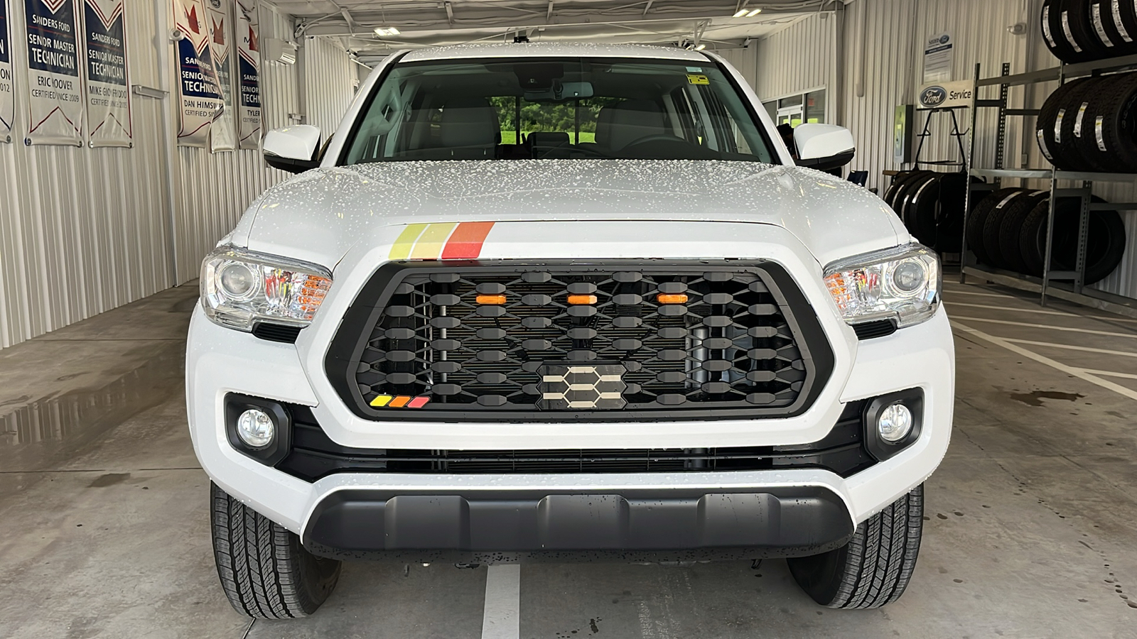 2023 Toyota Tacoma 4WD  2