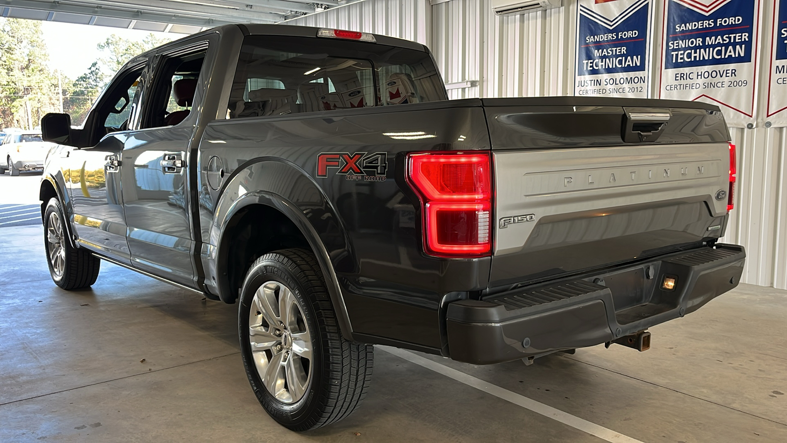 2019 Ford F-150  28