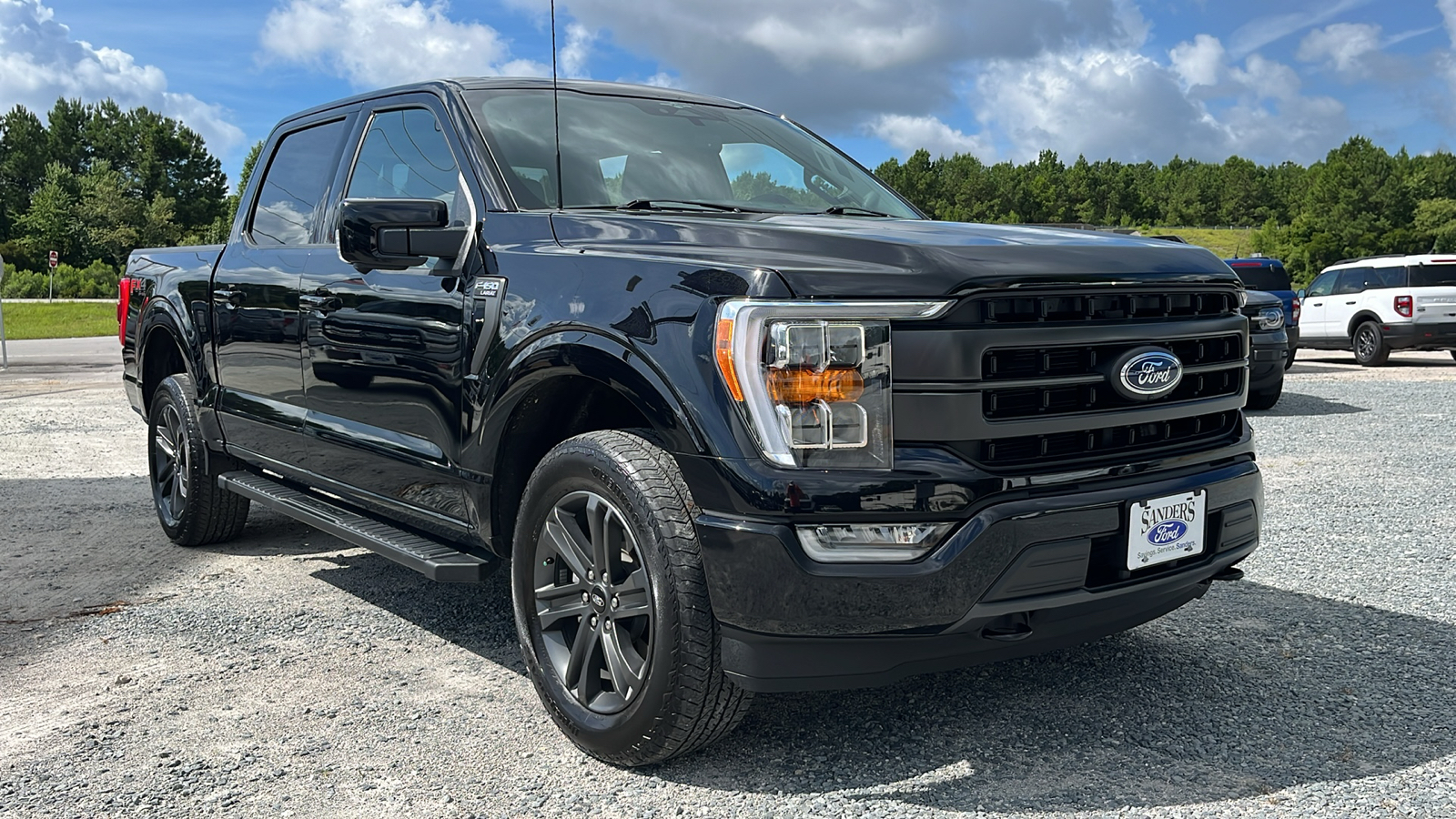 2023 Ford F-150 LARIAT 1