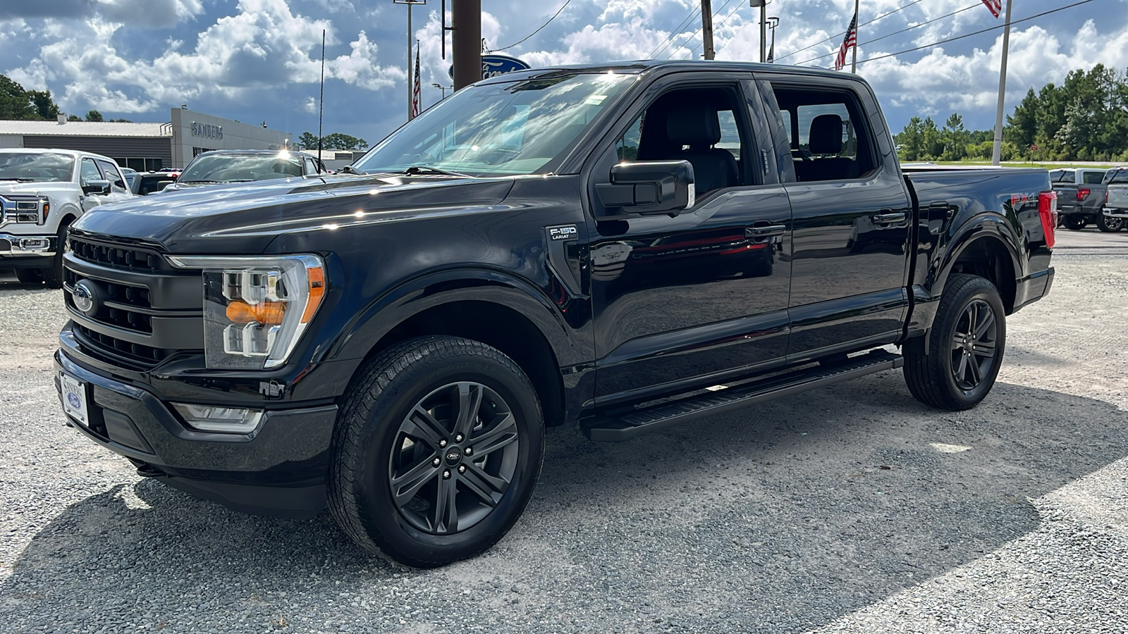 2023 Ford F-150 LARIAT 3