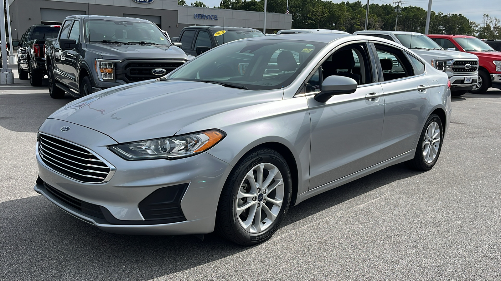 2020 Ford Fusion SE 3