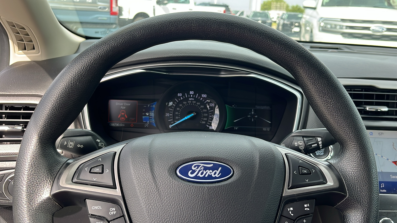 2020 Ford Fusion SE 12