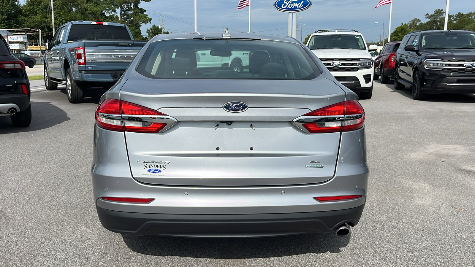 2020 Ford Fusion SE 23