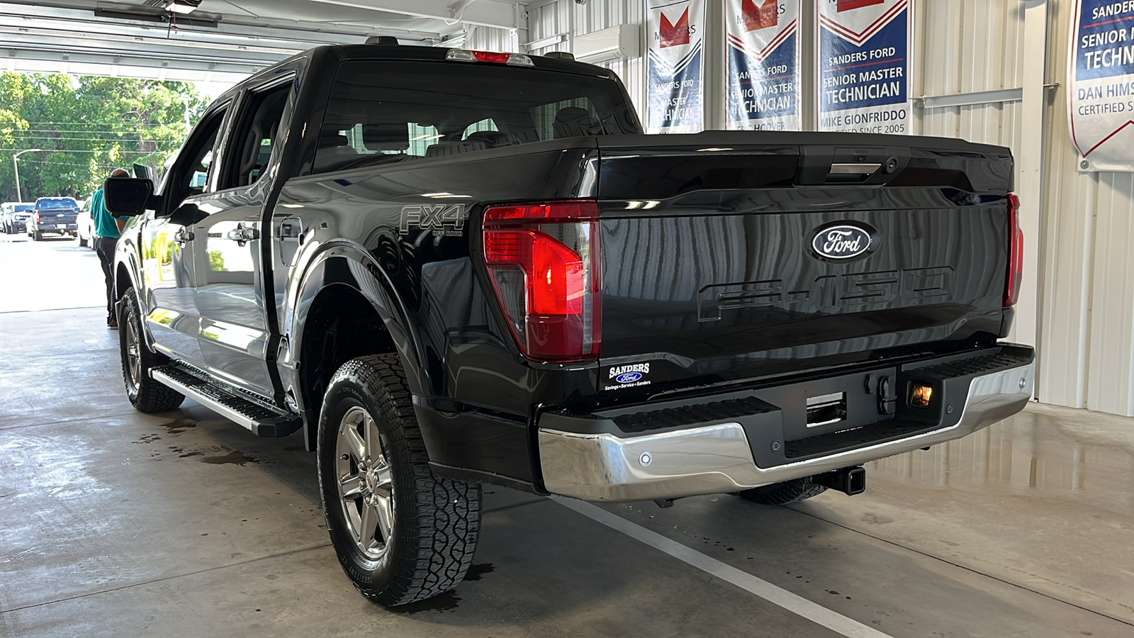 2024 Ford F-150 XLT 25