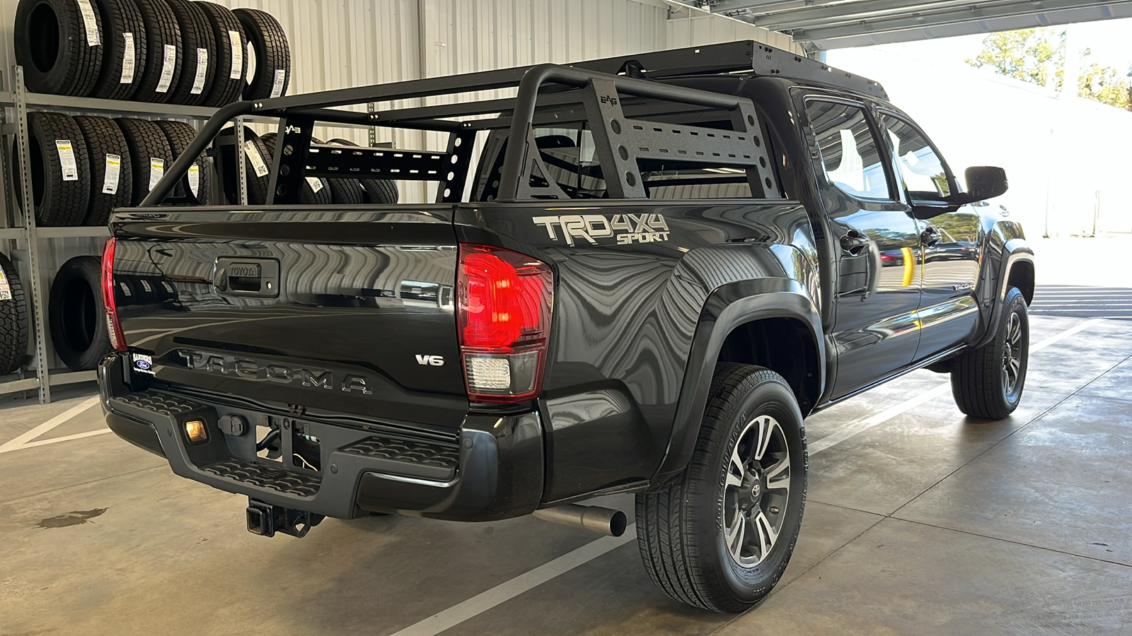 2018 Toyota Tacoma  23