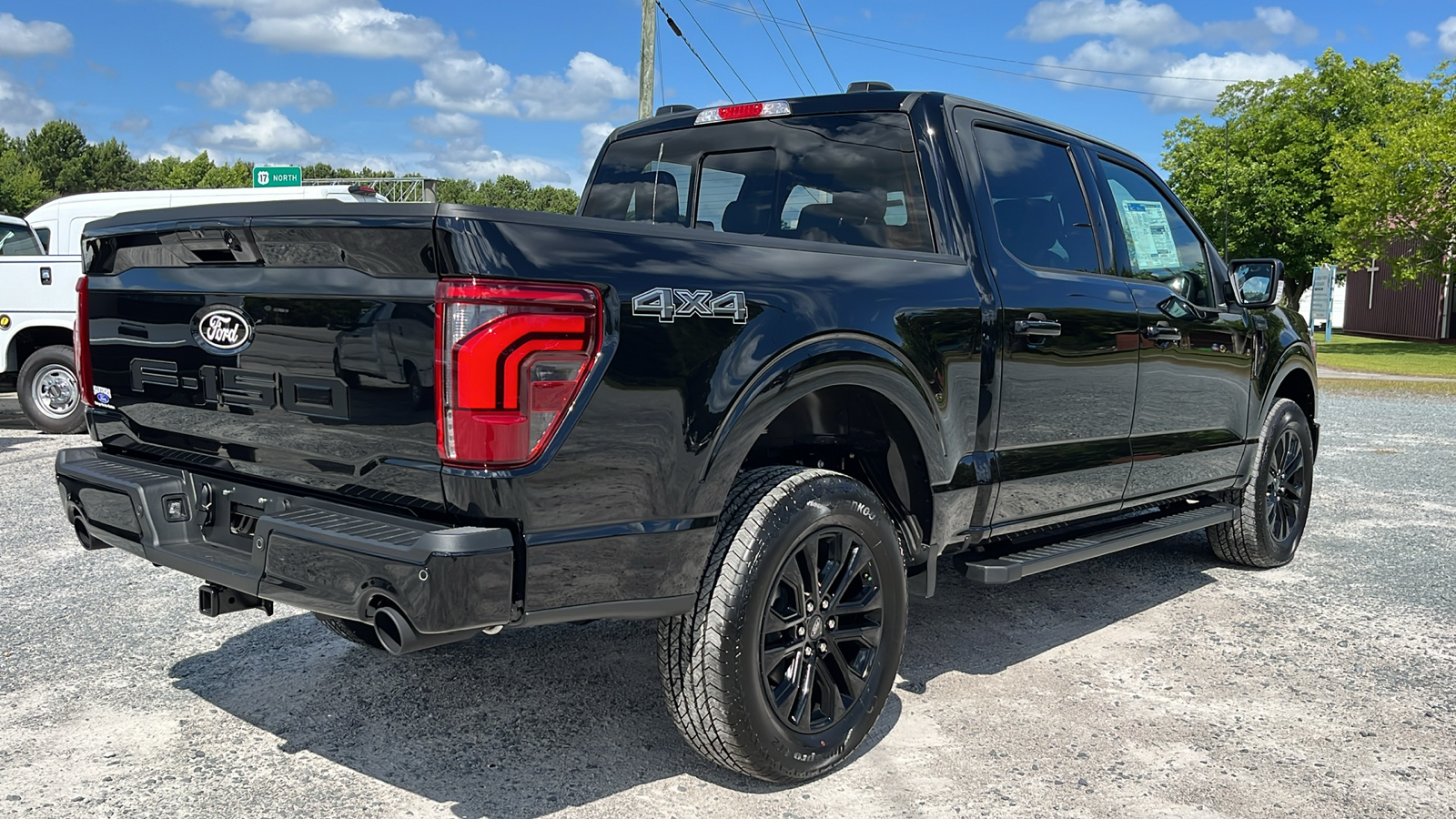 2024 Ford F-150 LARIAT 28