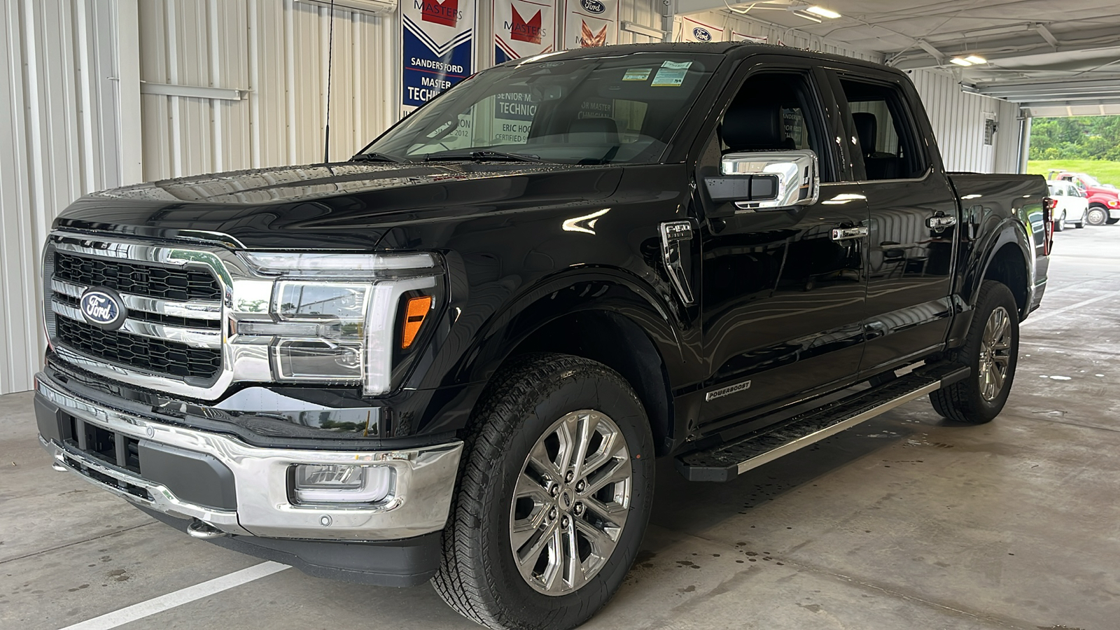 2024 Ford F-150 LARIAT 3