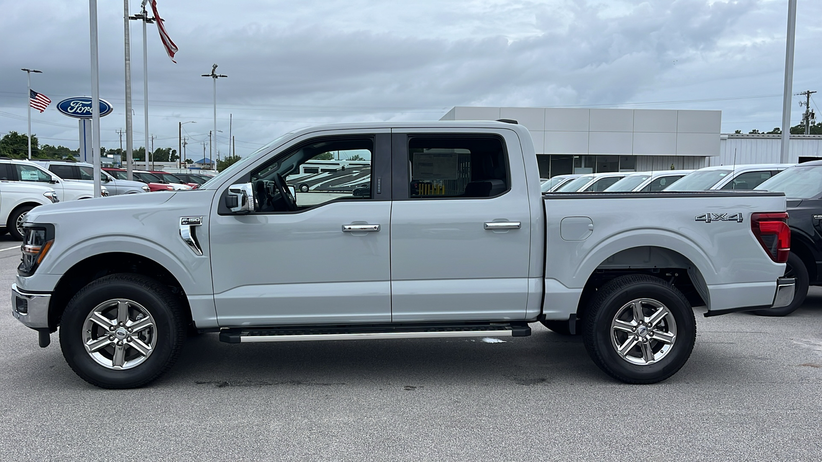 2024 Ford F-150 XLT 4