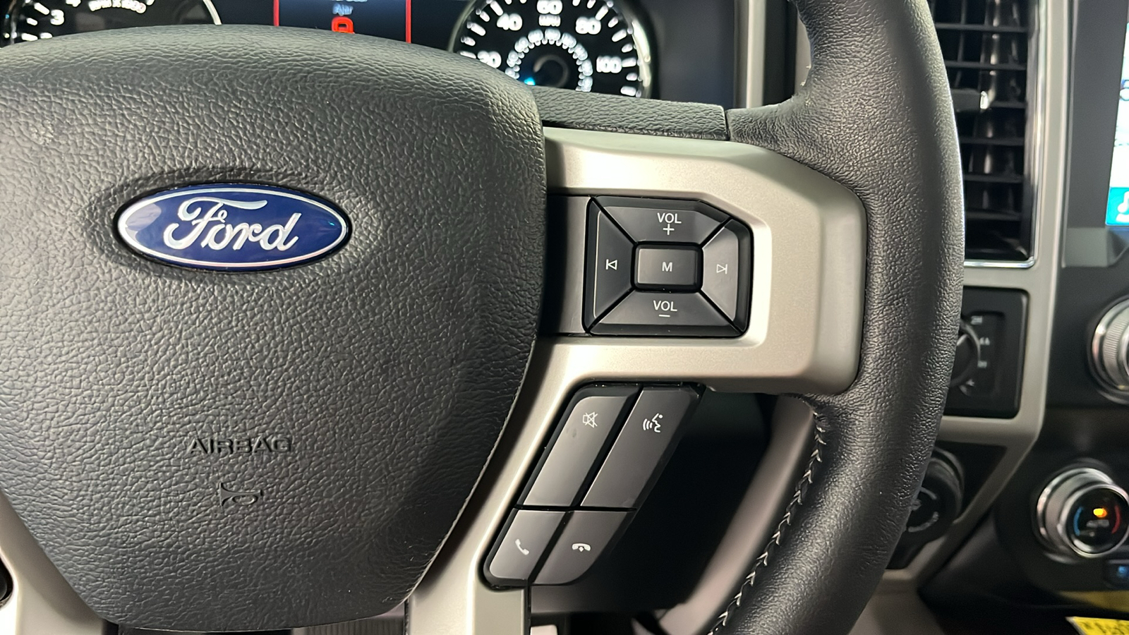 2019 Ford F-150  12