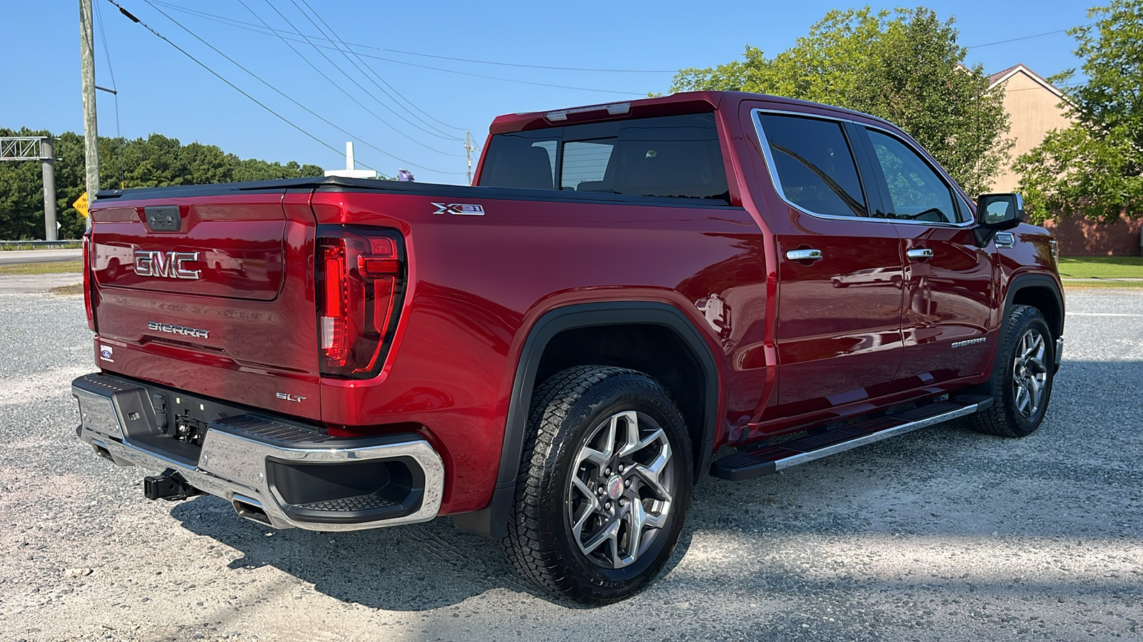 2022 GMC Sierra 1500 SLT 24