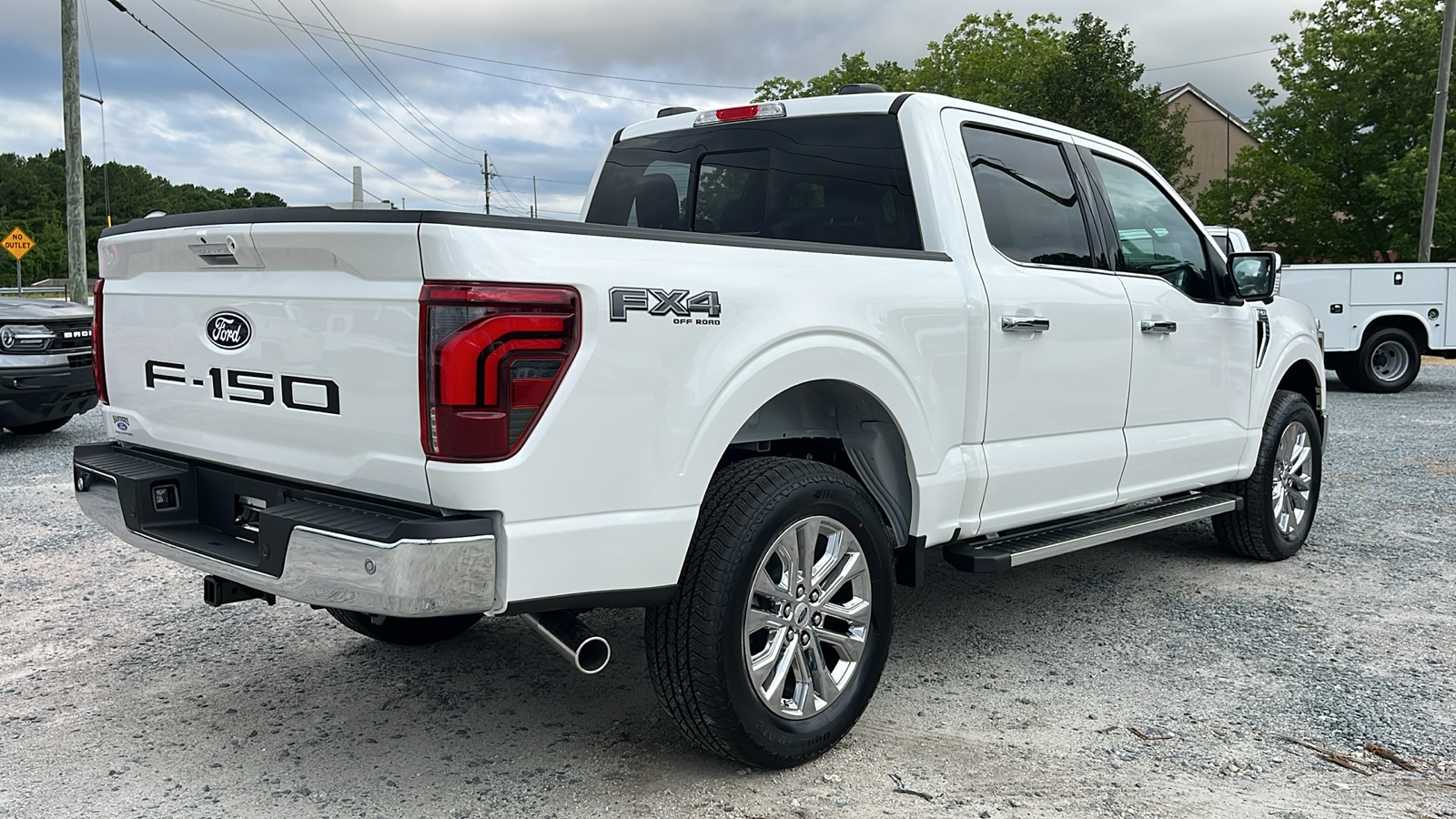 2024 Ford F-150 LARIAT 28