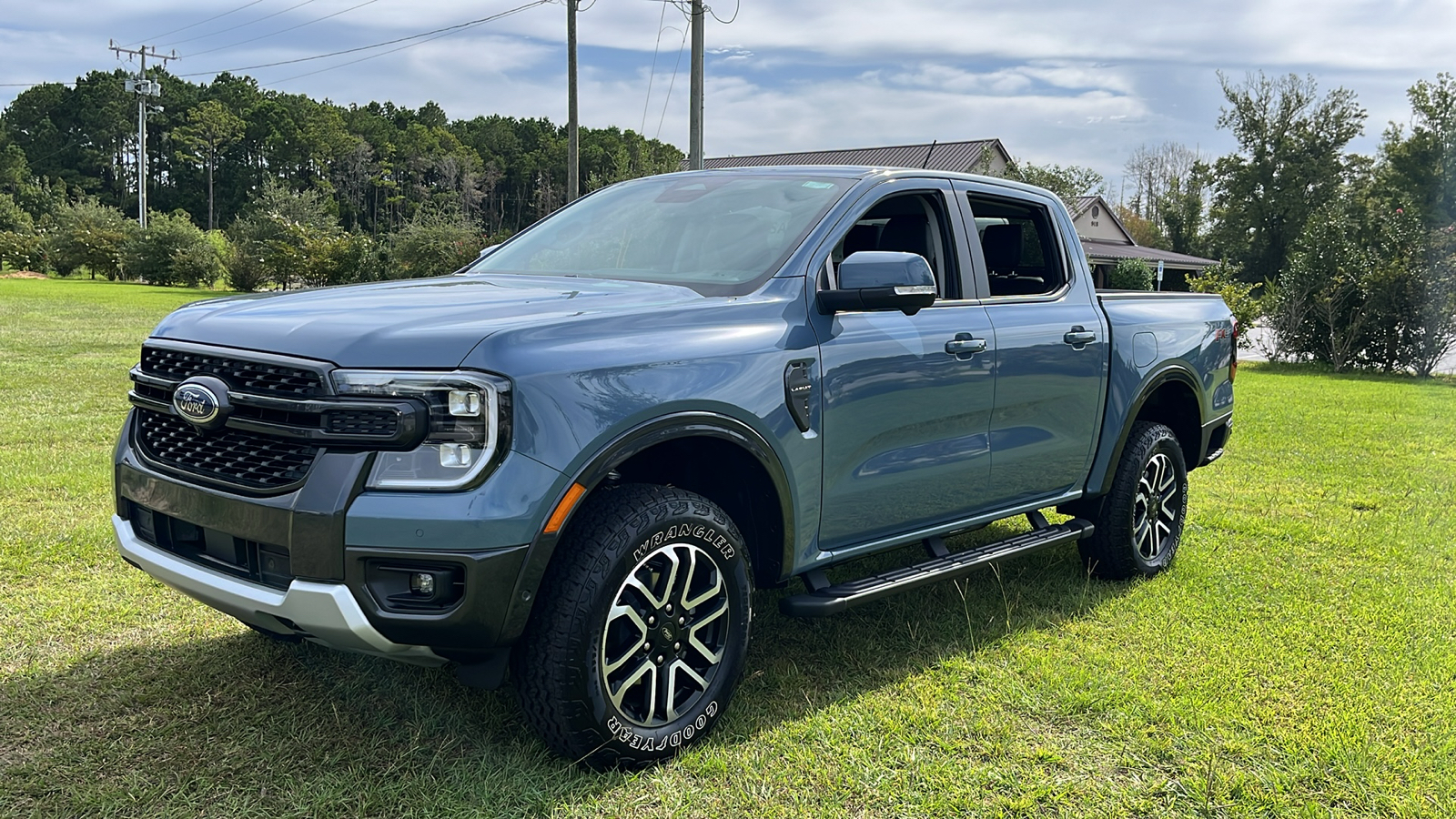 2024 Ford Ranger LARIAT 3