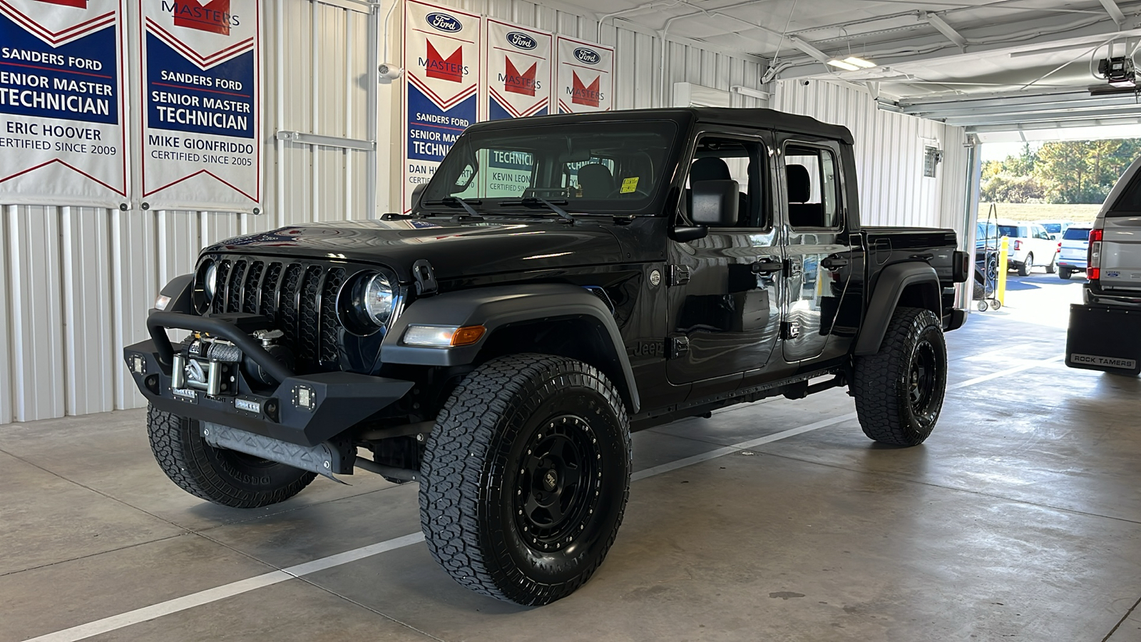 2020 Jeep Gladiator Sport 3