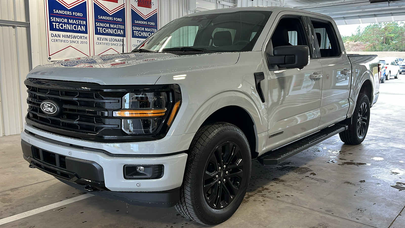 2024 Ford F-150 XLT 3