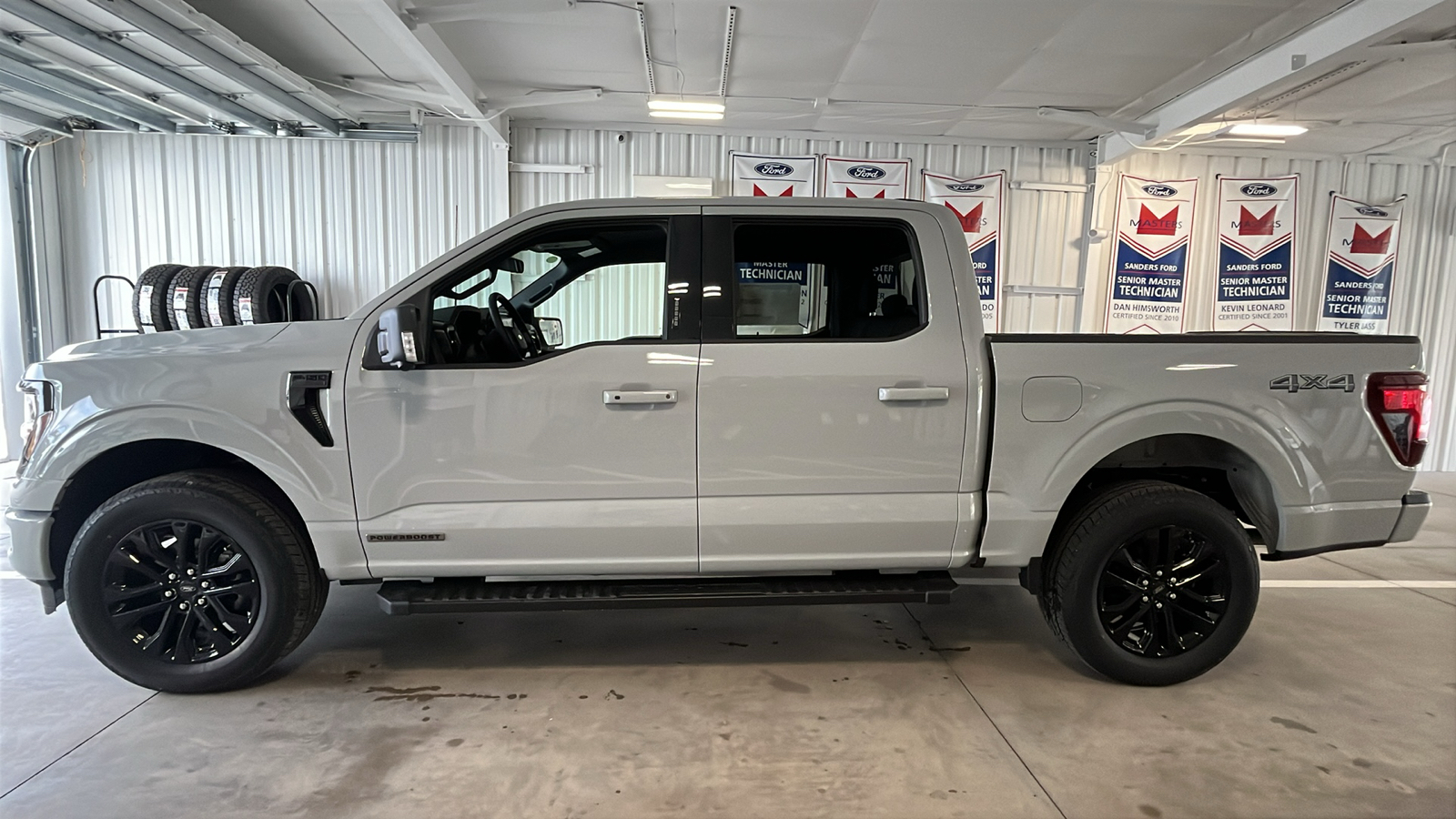 2024 Ford F-150 XLT 3