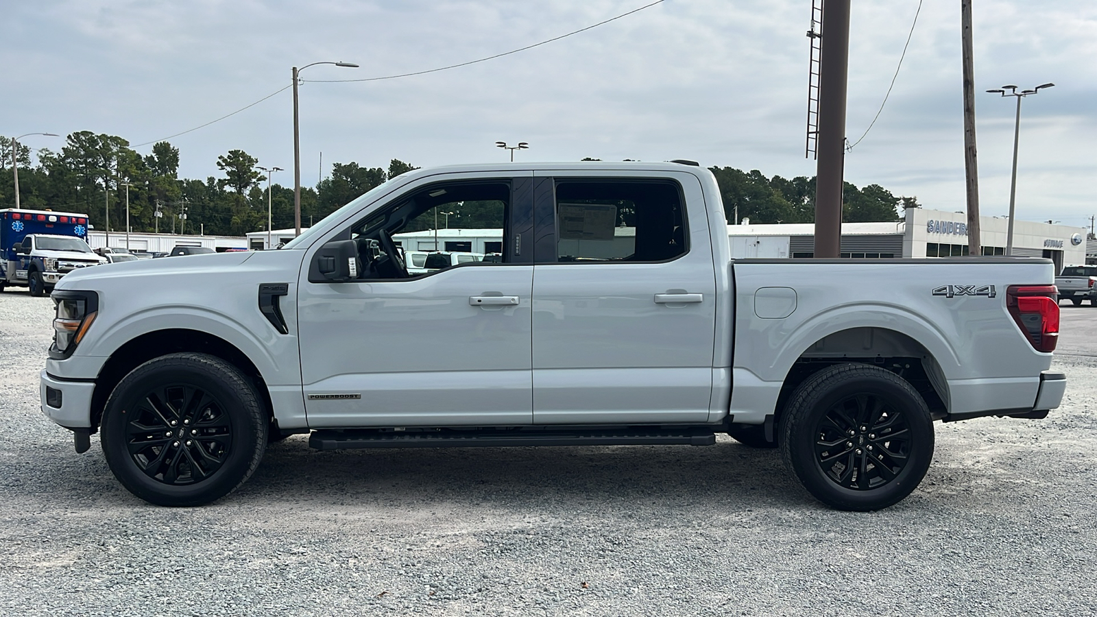 2024 Ford F-150 XLT 4