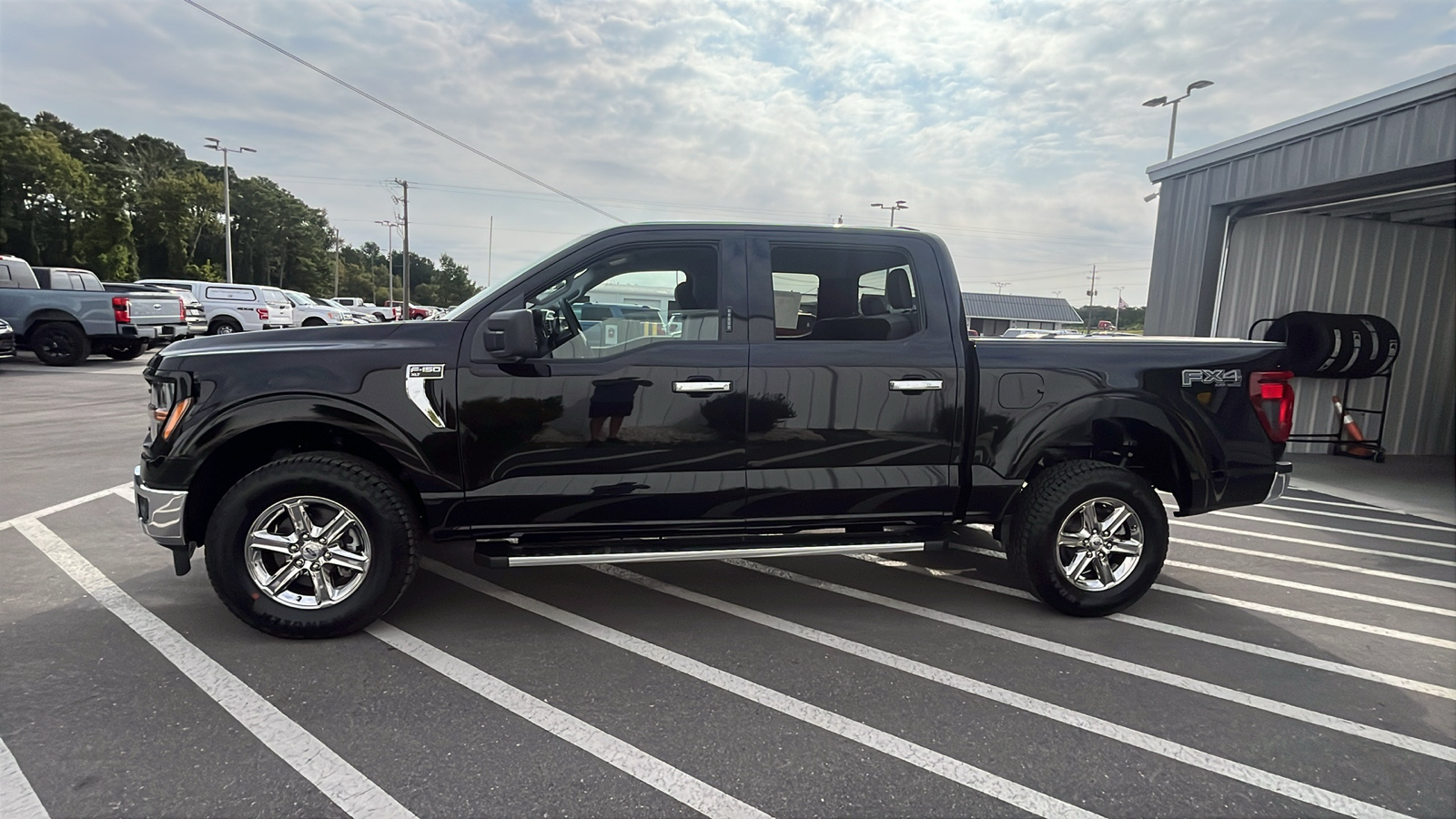 2024 Ford F-150 XLT 4