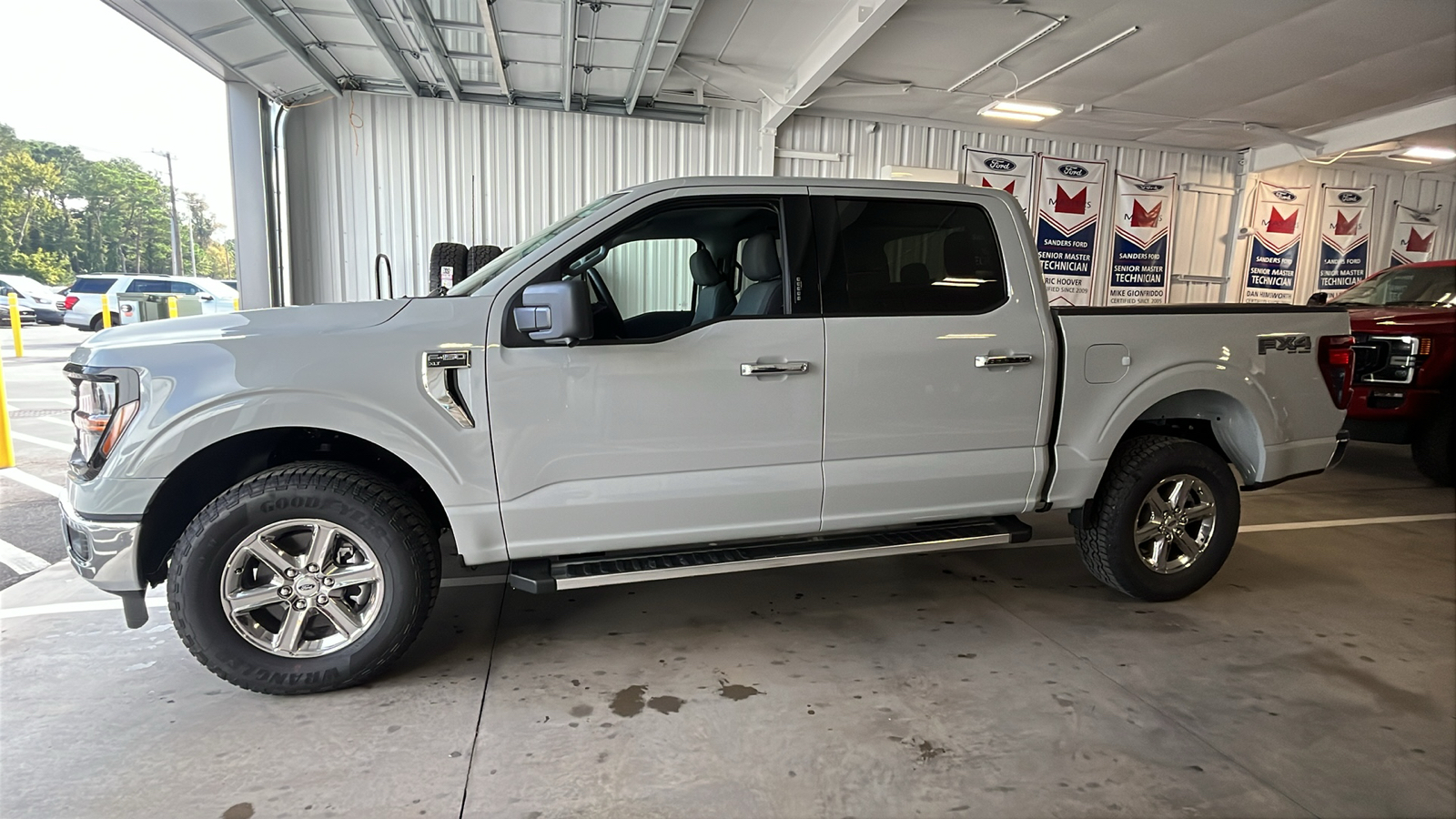 2024 Ford F-150 XLT 4