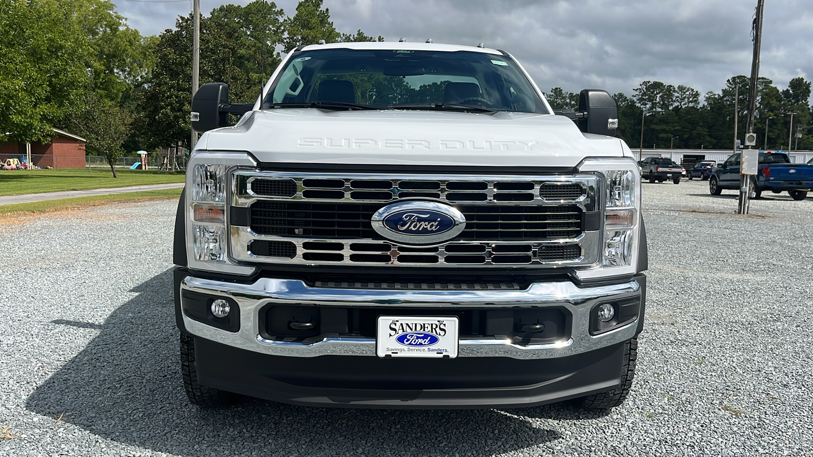 2024 Ford Super Duty F-450 DRW XL 2