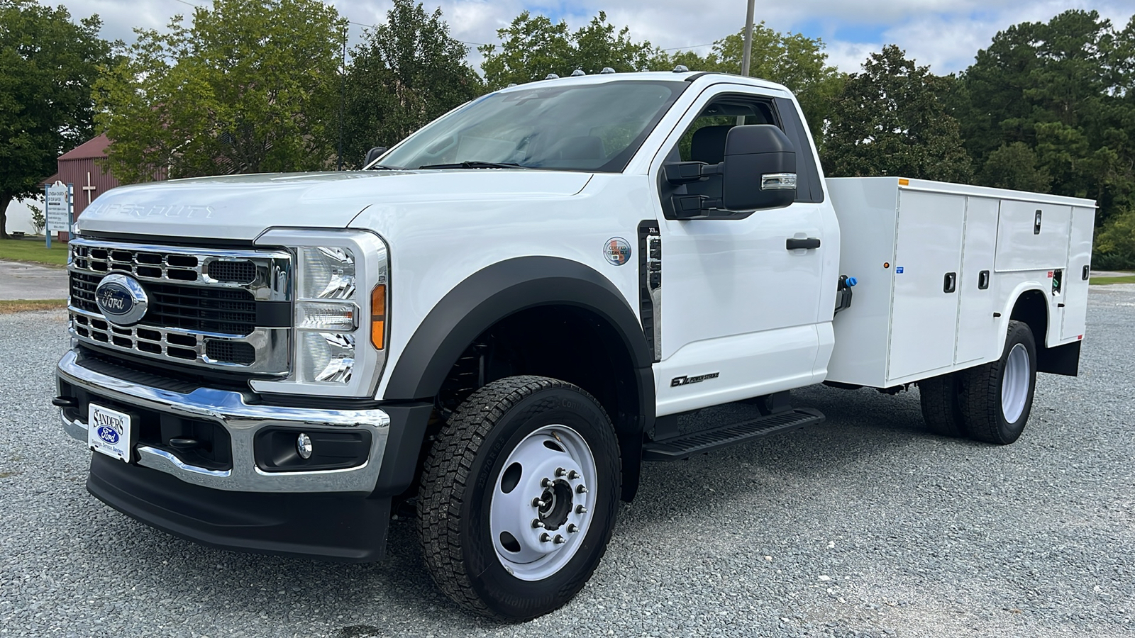 2024 Ford Super Duty F-450 DRW XL 3