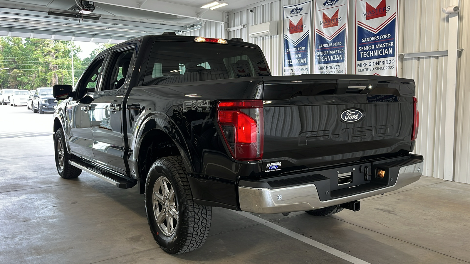 2024 Ford F-150 XLT 24