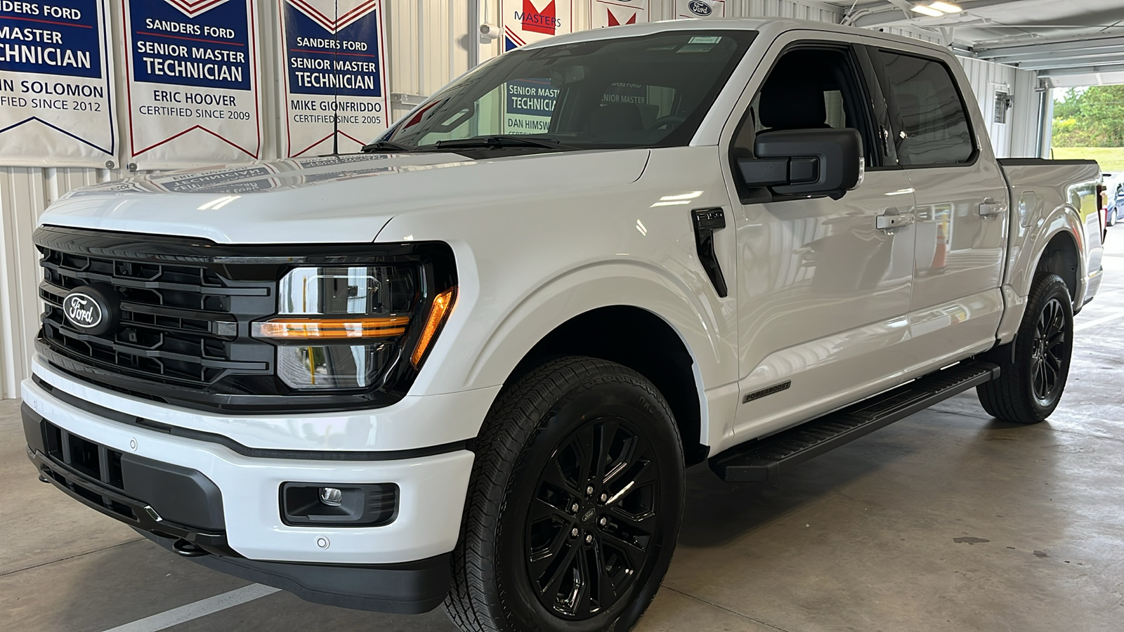 2024 Ford F-150 XLT 3