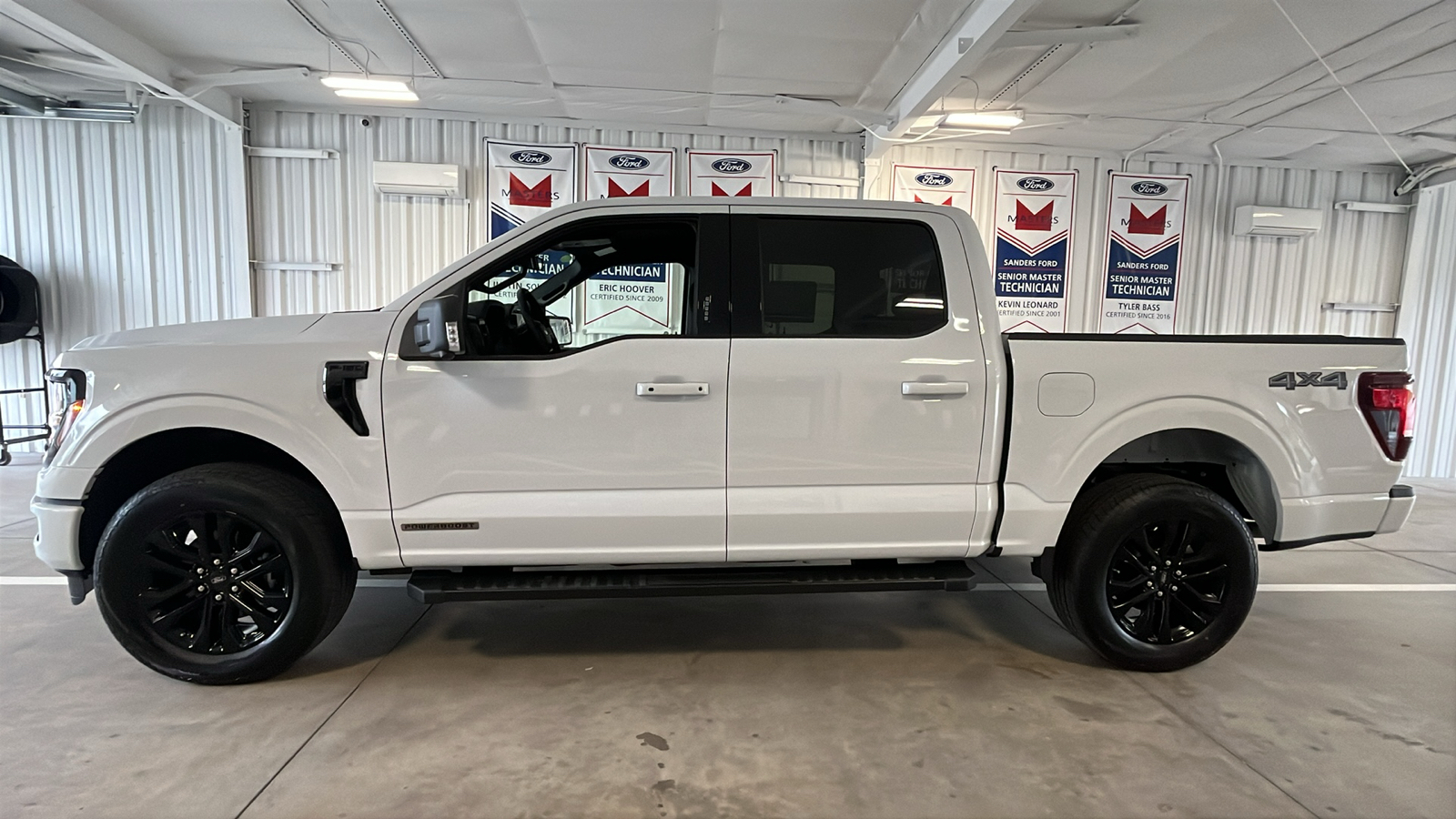 2024 Ford F-150 XLT 4