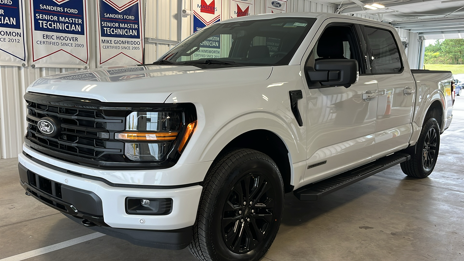 2024 Ford F-150 XLT 3