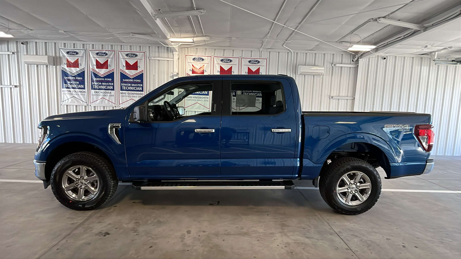 2024 Ford F-150 XLT 4