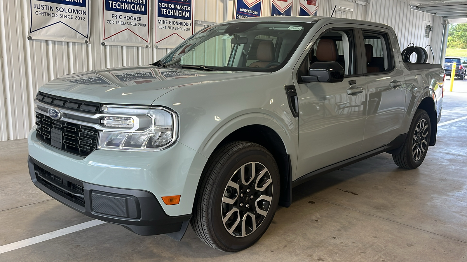 2024 Ford Maverick LARIAT 3