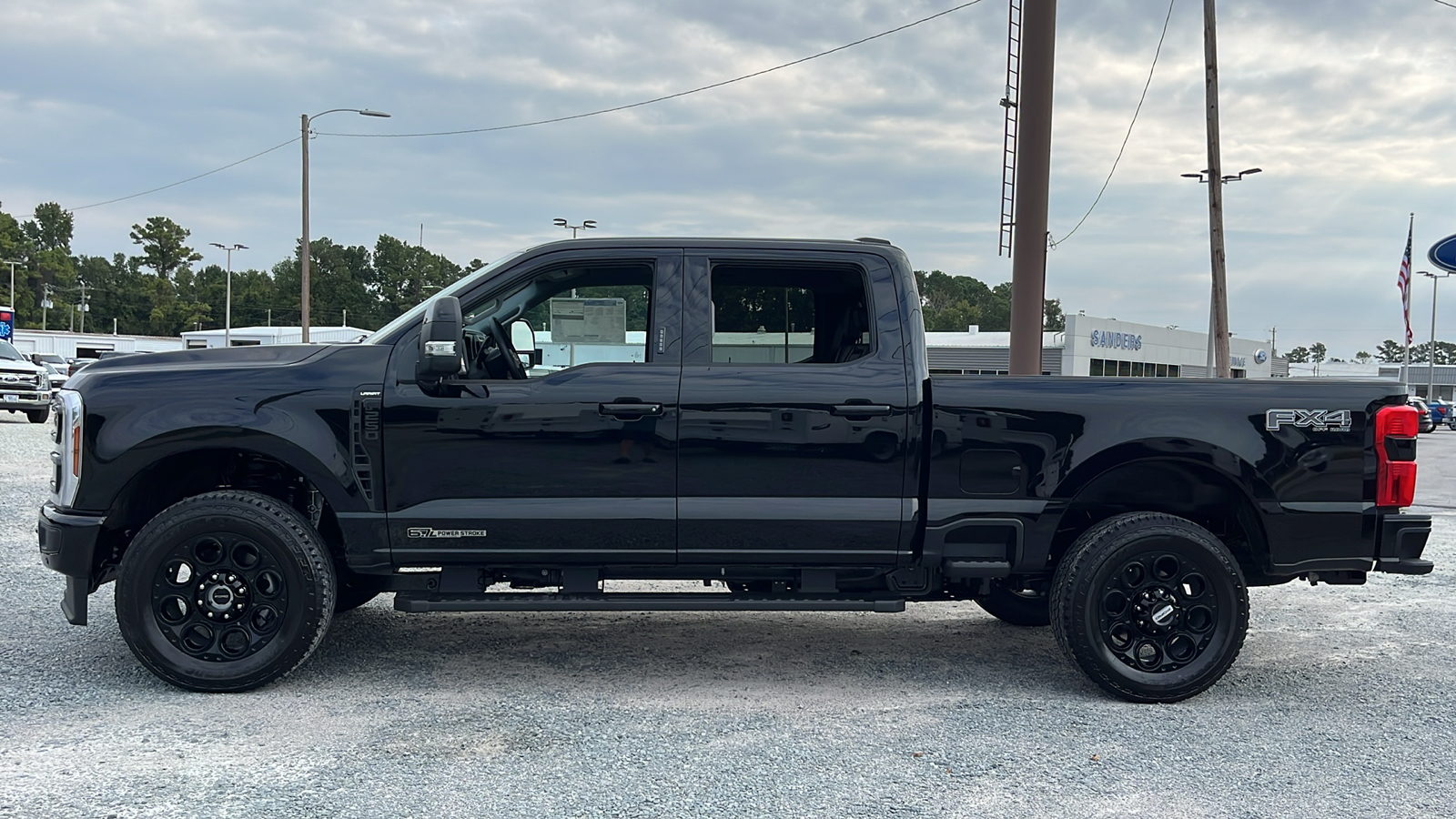 2024 Ford Super Duty F-250 SRW LARIAT 4