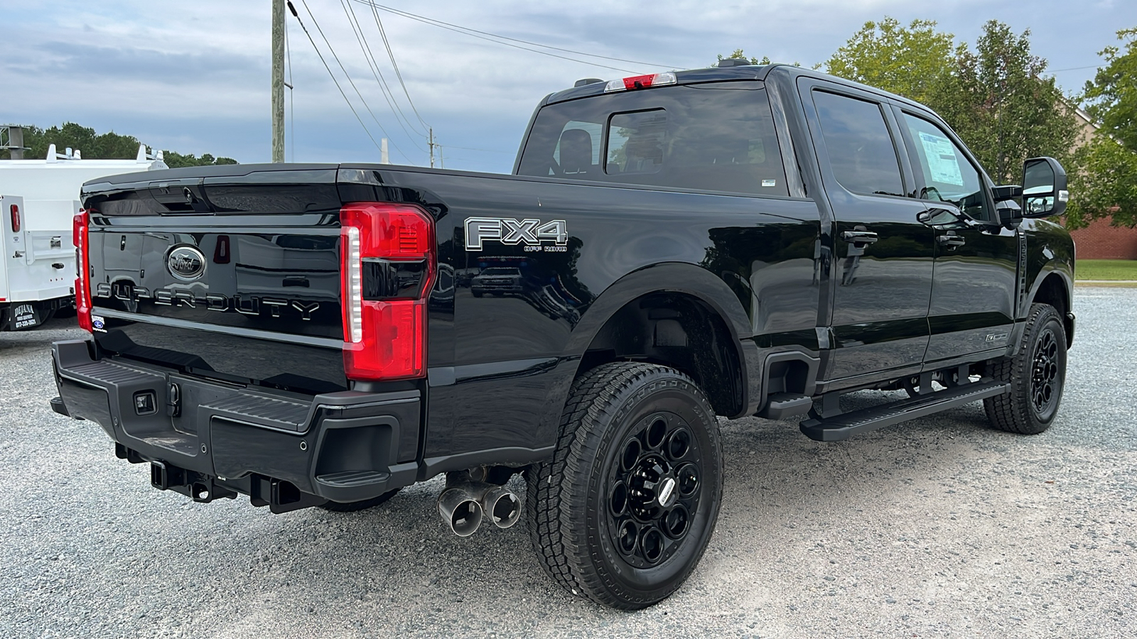 2024 Ford Super Duty F-250 SRW LARIAT 30